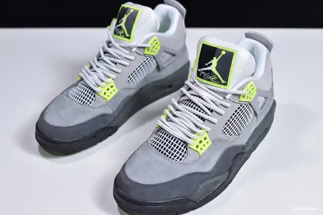 HYPE 4 Neon SE Jordan Air CT5342-007 0423